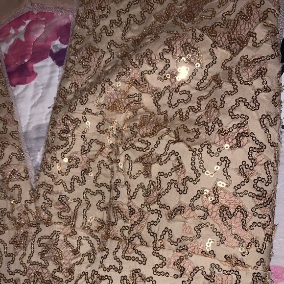 Size 6 BCBG Maxazria Gold Sequin Dress - Picture 6 of 7